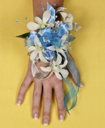 Blue Heaven – Mia's Flower Shop, Lancaster PA